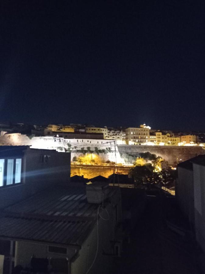 Central Moon Cagliari Vista Mare Екстер'єр фото
