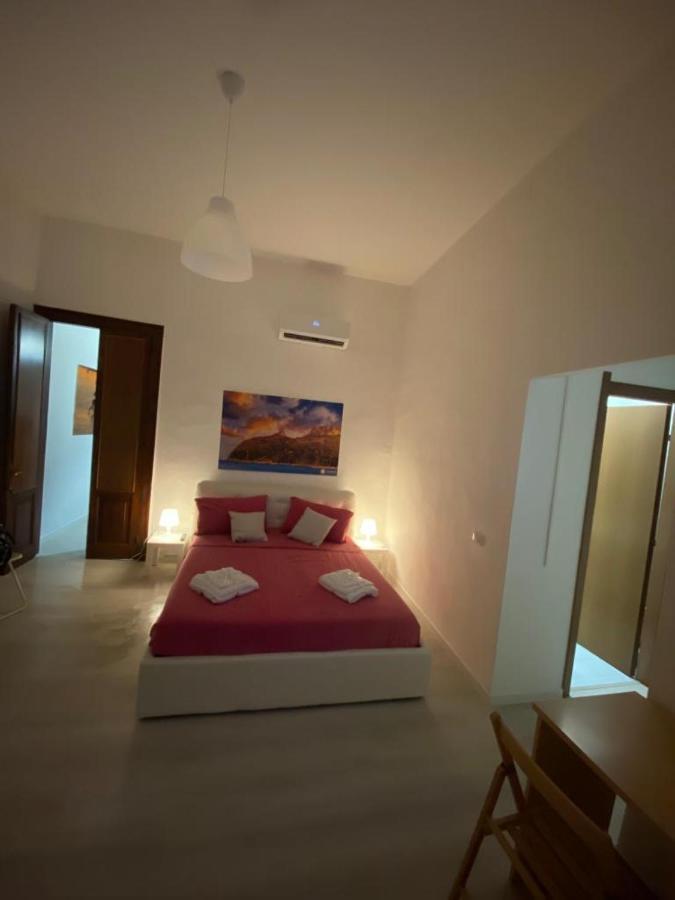 Central Moon Cagliari Vista Mare Екстер'єр фото