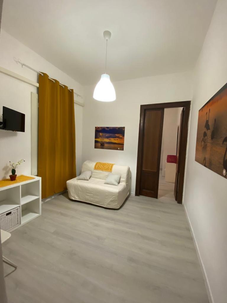 Central Moon Cagliari Vista Mare Номер фото